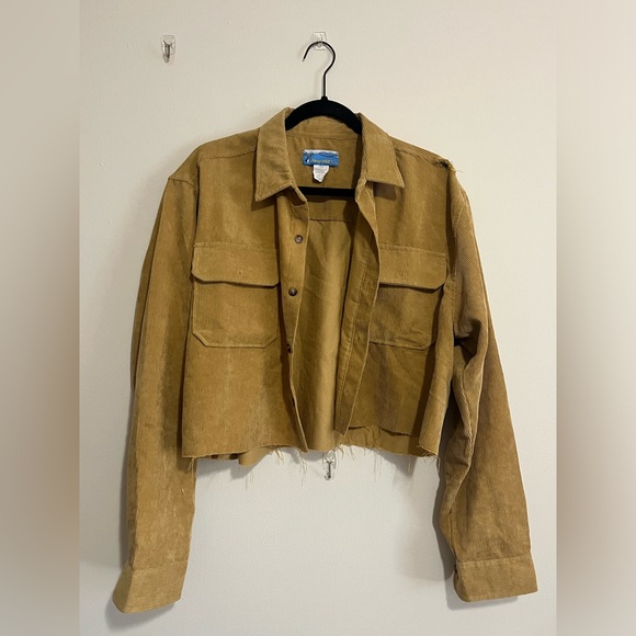 cropped vintage corduroy button-down - Picture 2 of 3